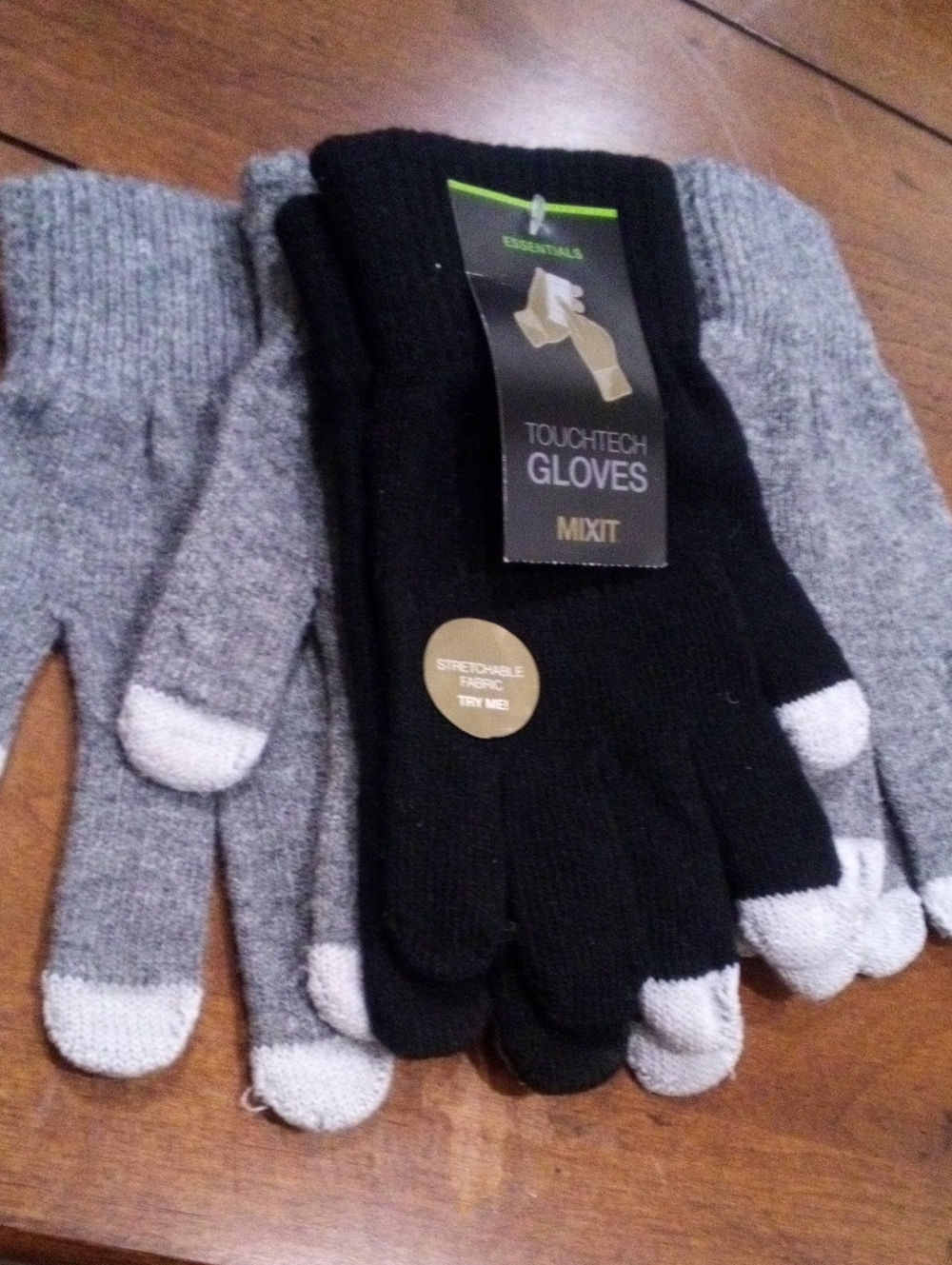 3 Pair Mixit TouchTech Touchscreen Gloves in Gray & Black